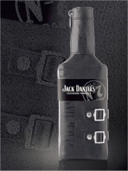Bouteille Jack Daniel's Old n°7 70 cl et son habillage cuir
Photo : © Jack Daniel's