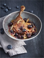 Confit de Canard au Miel et Myrtilles
Photo : © Maison Montfort