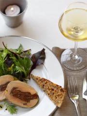 Foie gras mi-cuit aux figues et cachous