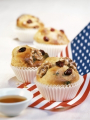 Muffins aux Cranberries et aux noix avec sirop d'érable
Photo : © Cranberry Marketing Committee