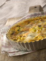 Quiche poireaux au Morbier
Photo : © C.Iwanon / Stylisme : C. Fourcade