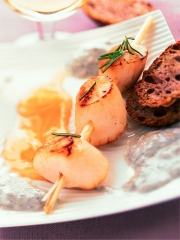 Saint-Jacques poêlées au romarin et vinaigrette au Sainte-Maure de Touraine
Photo : © Nicolas Louis / ANICAP