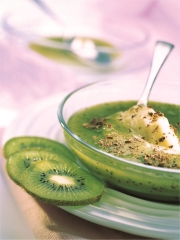 Soupe de kiwis et sorbet pomme
Photo : © Yves Bagros