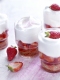 Verrines de fraises et chantilly au chocolat blanc