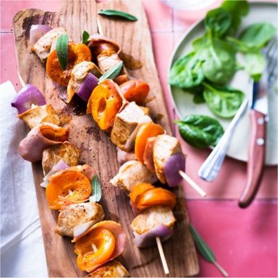 Brochettes de Veau aux Abricots Lardés