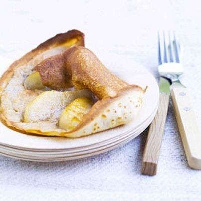 Crêpes en soufflé aux châtaignes et poires caramélisées