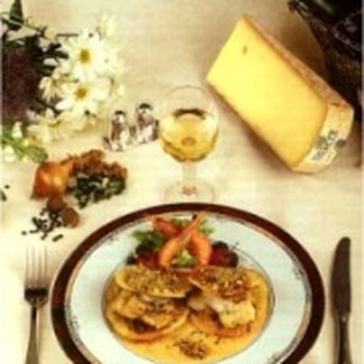 Feuillantines de Carrelet Sauce Savagnin au Comté
