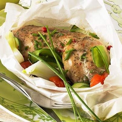 Papillotes de poulet aux petits légumes d'été