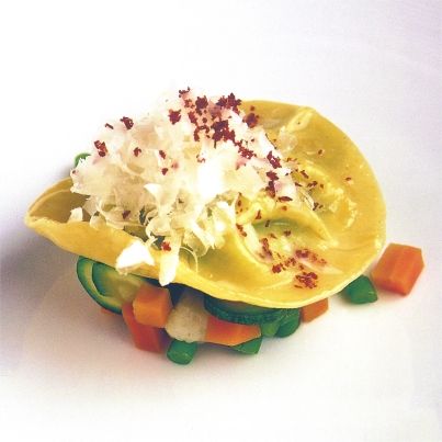 Raviolis de fromage Murcia au vin et ses petits légumes