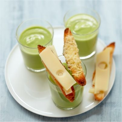 Soupe d'avocat glacée et crostinis d'emmental Grand Cru