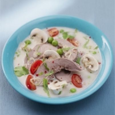 Soupe thaï au lait de coco et langues d'agneau