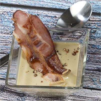 Velouté de cèpes et lard de Bigorre