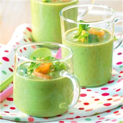Velouté de mâche et avocat au saumon fumé